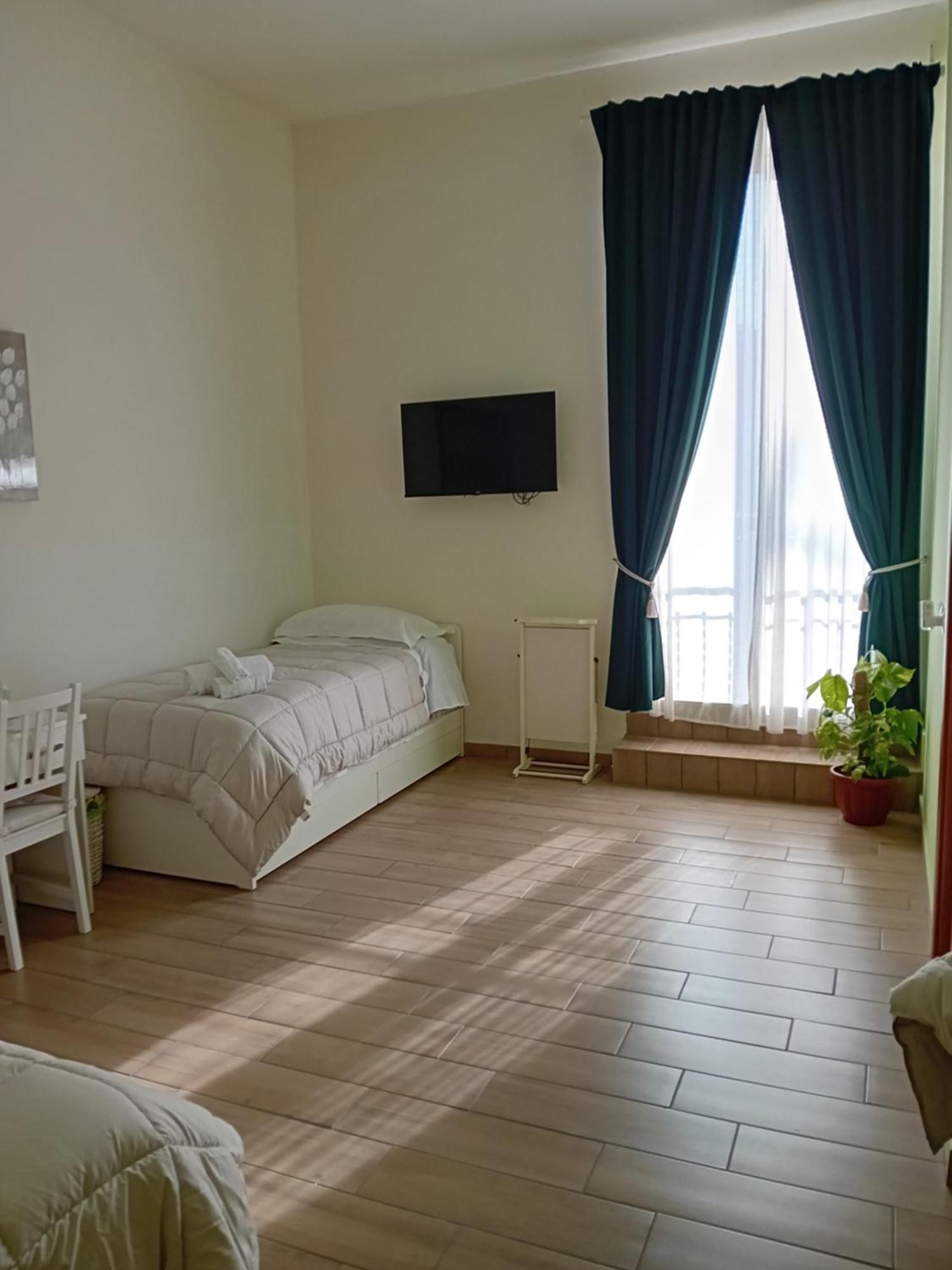 La Terrazza Delle Fate Hotel Naples Exterior photo